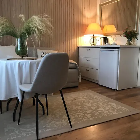 Flat 2 Apartment